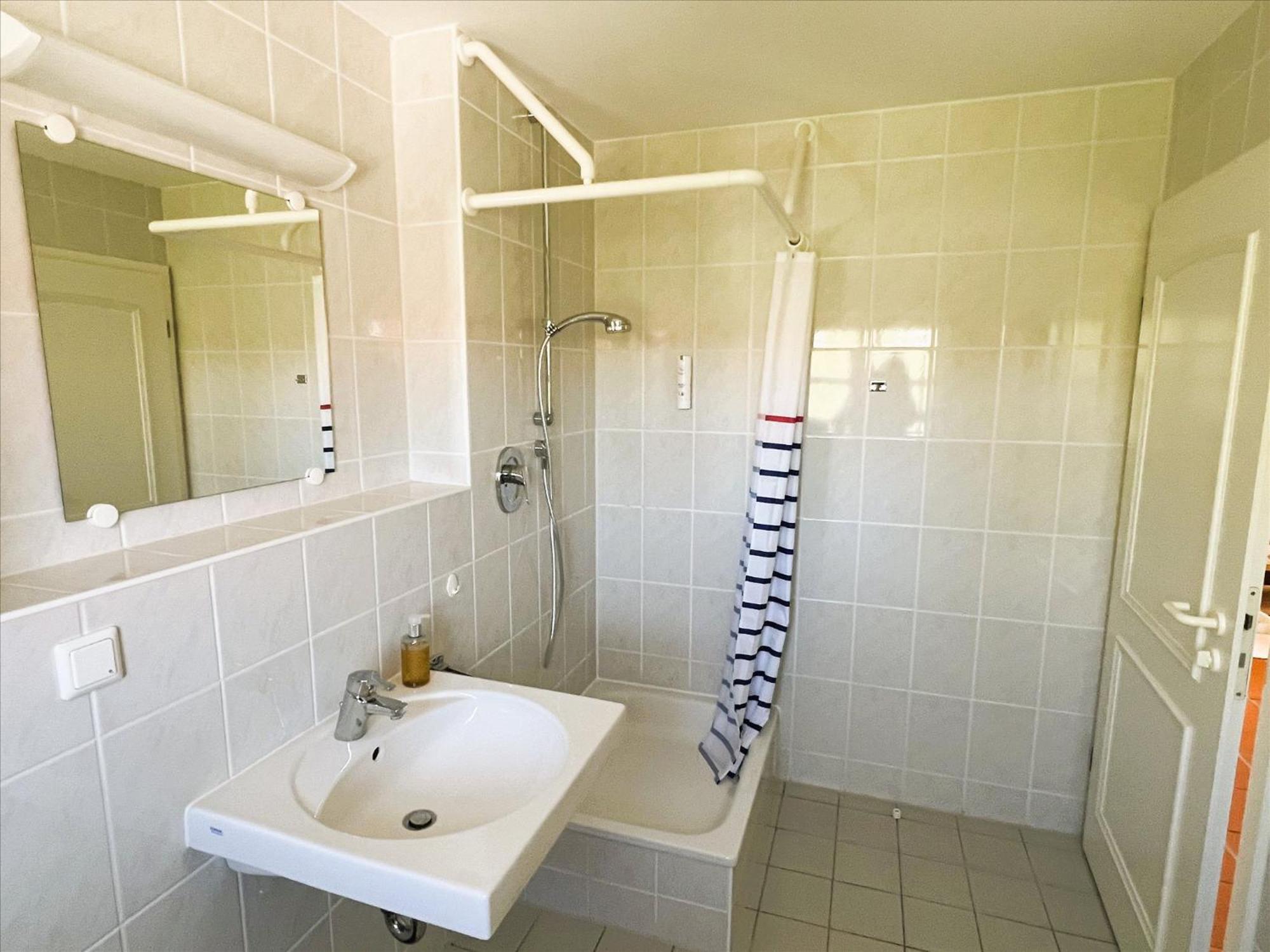 Feriendorf Rugana - Klassik Appartement Mit 1 Schlafzimmer D44 ดรันส์เคอ ภายนอก รูปภาพ